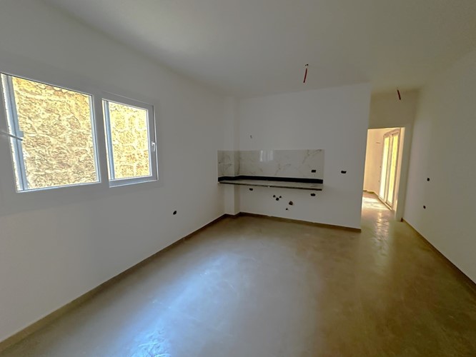 new 1 bedroom apartment with terrace