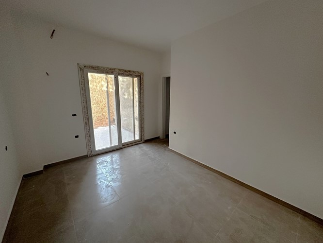 new 1 bedroom apartment with terrace